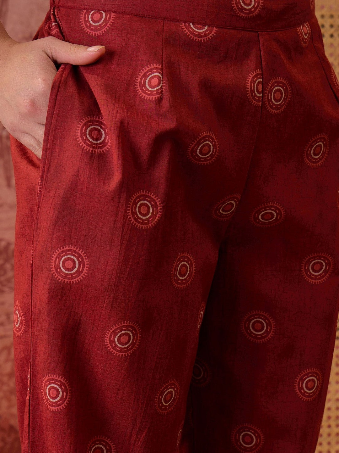 Printed Pure Cotton V-Neck Kurta & Palazzos