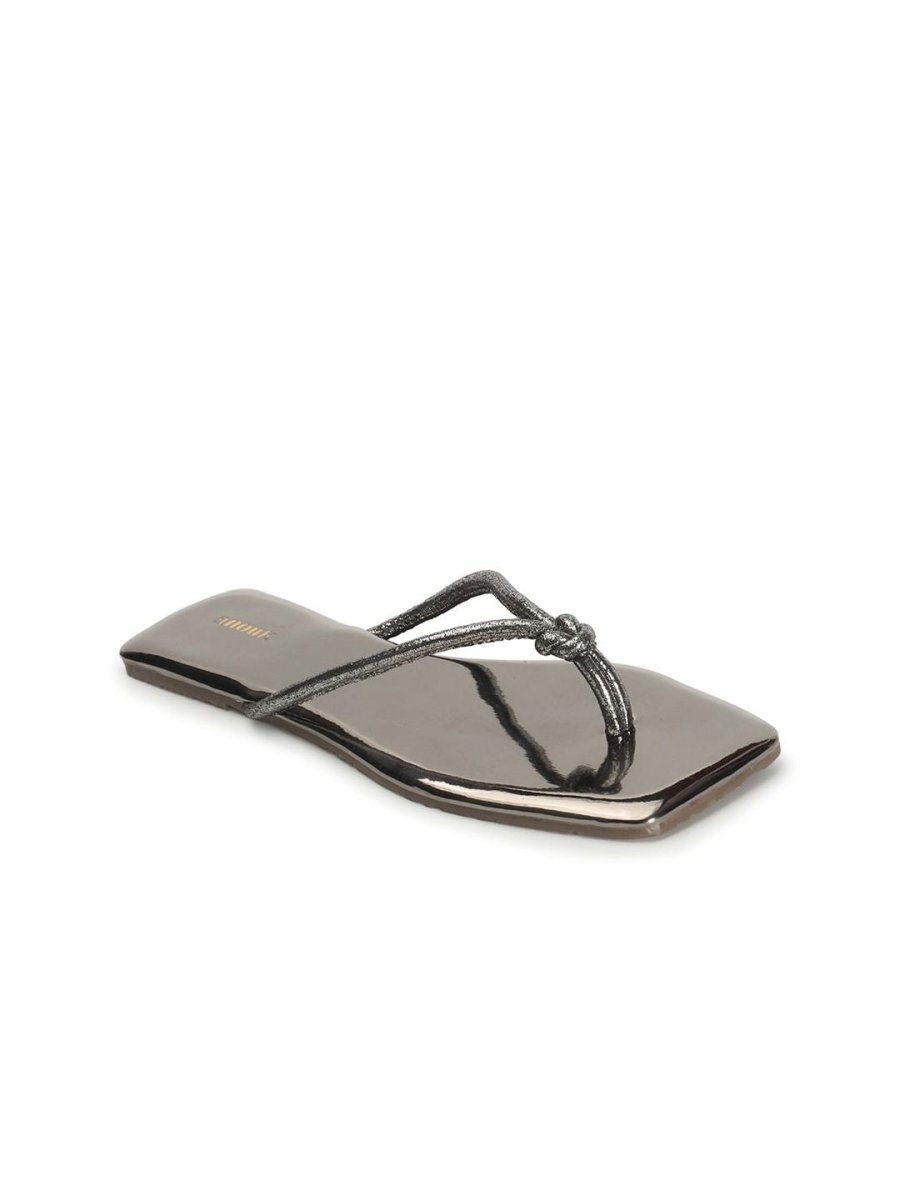 Dhiyona AK Silver-Toned Knotted Textured Open Toe Flats