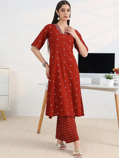 Women Printed Regular Kurta with Palazzos