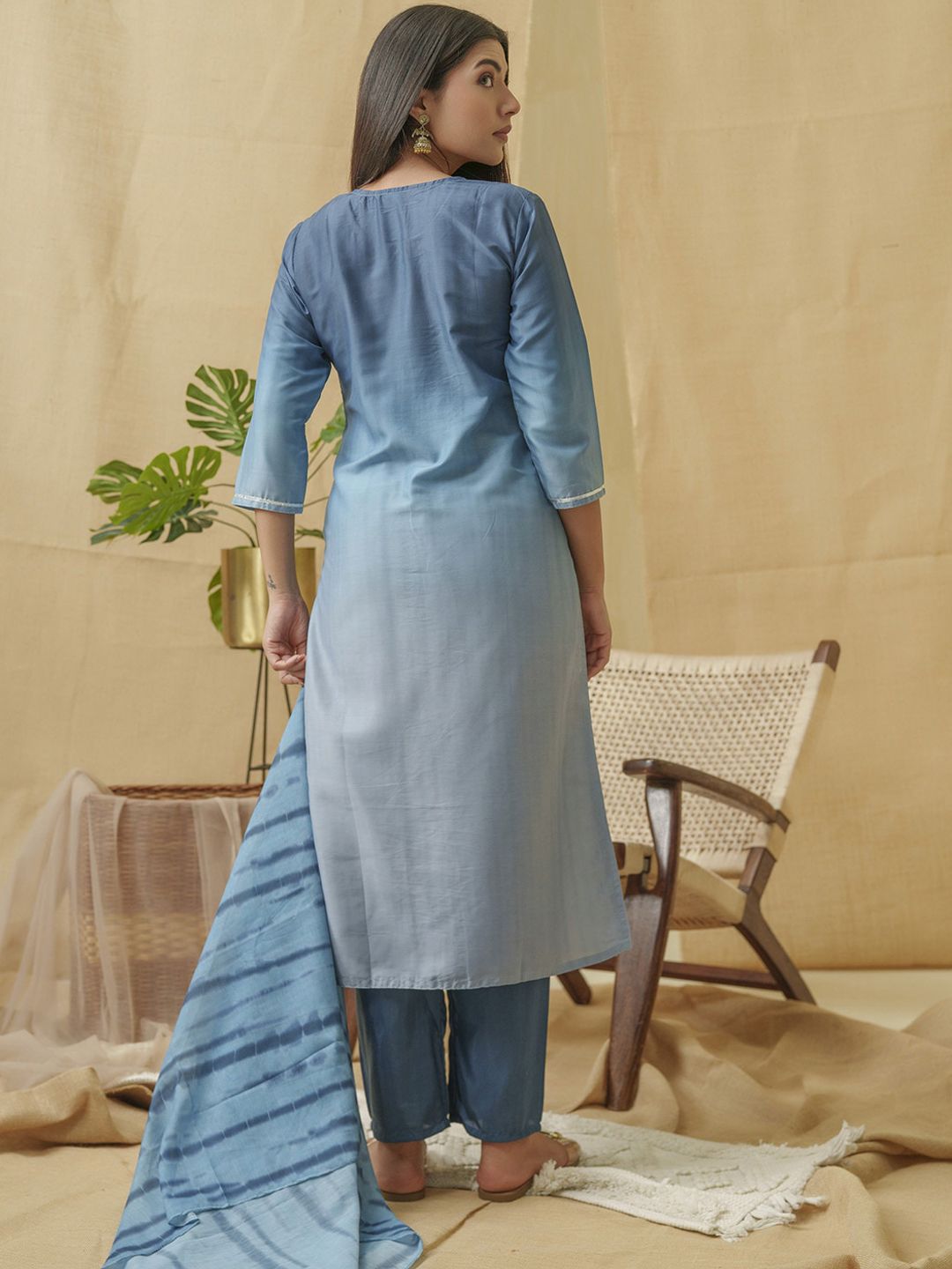 Dhiyona IS Women's Embroidered Round Neck Three-Quarter Sleeves Thread Work Linen Kurta Set