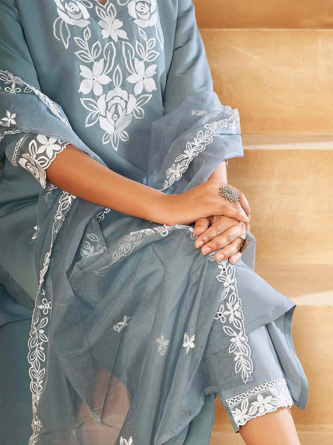 Floral V-neck Embroidered Regular Thread Work Kurta with Trousers & With Dupatta