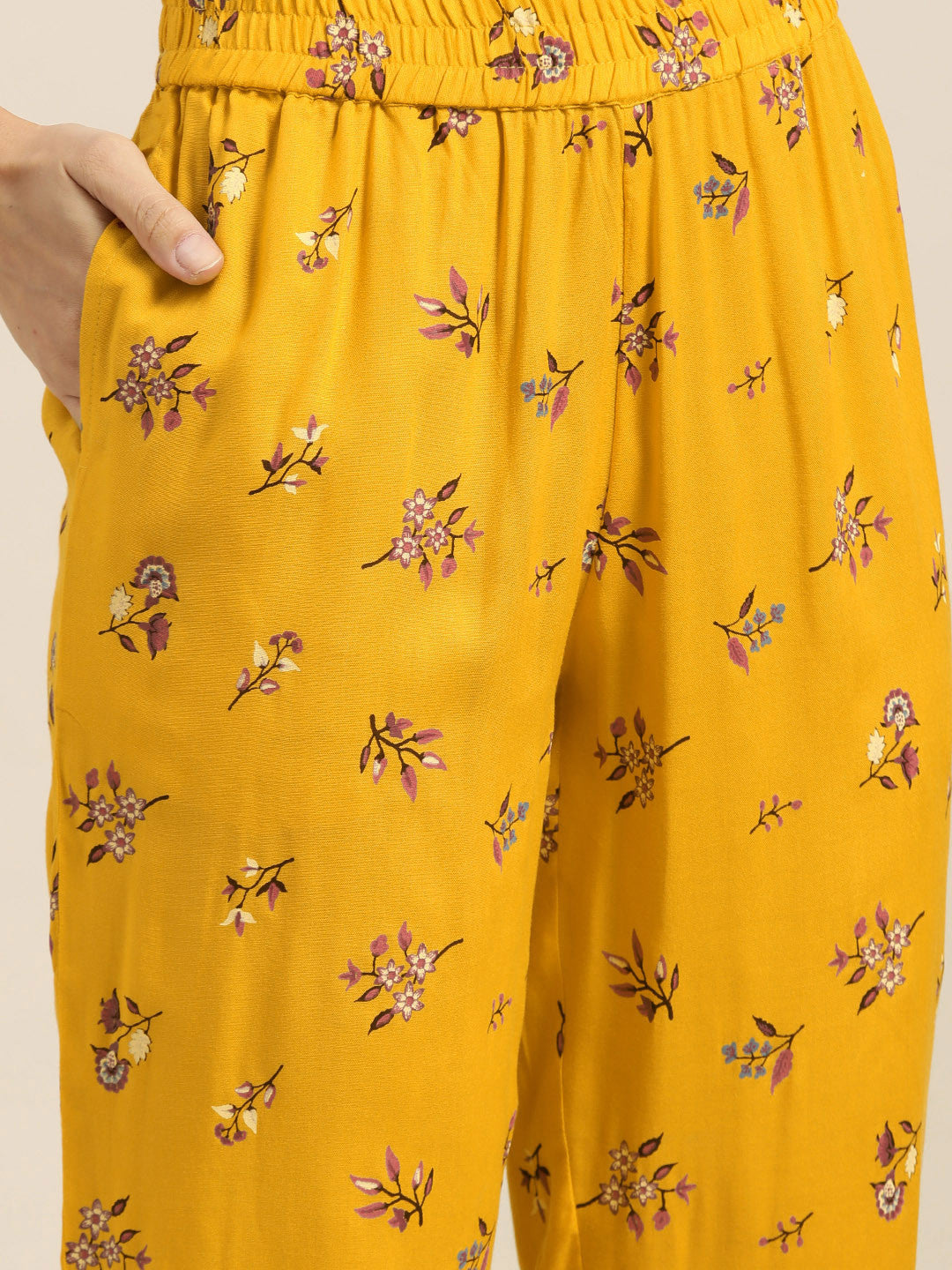 Women Mustard Yellow & Maroon Motifs Print Straight Kurta with Trousers