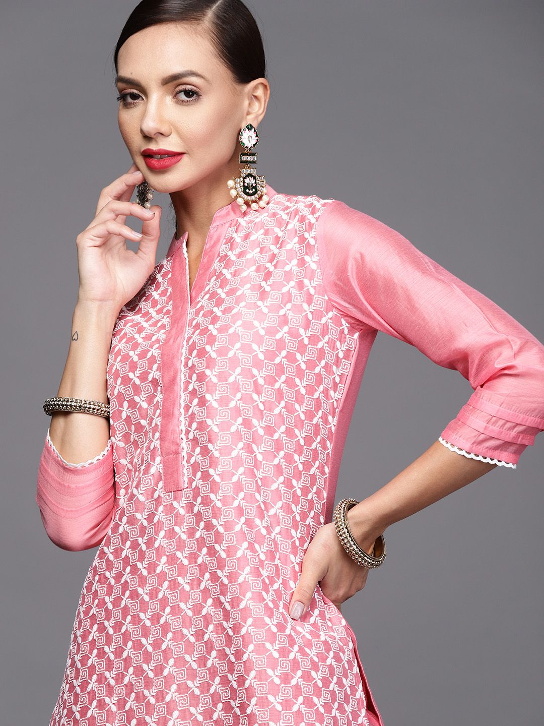 Dhiyona IE Women Pink & White Ethnic Motifs Embroidered Kurta with Palazzos