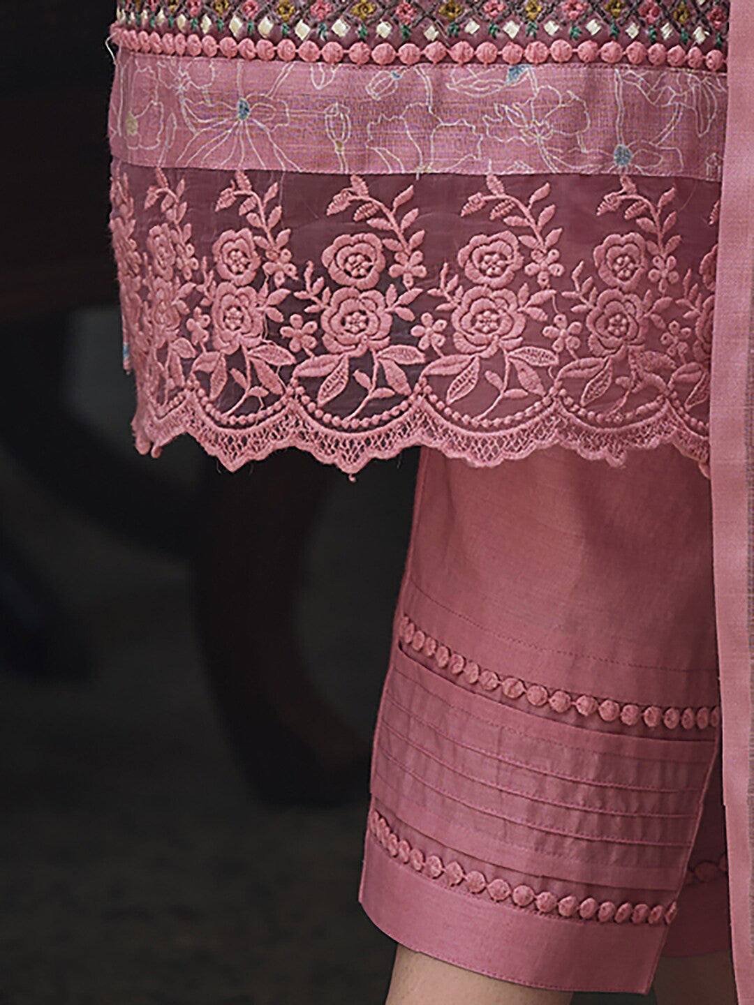 Floral Printed Thread Work Linen Kurta Set