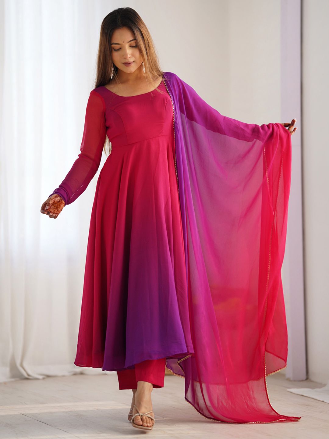 Dhiyona KL Ombre Printed Anarkali Kurta With Trousers And Dupatta