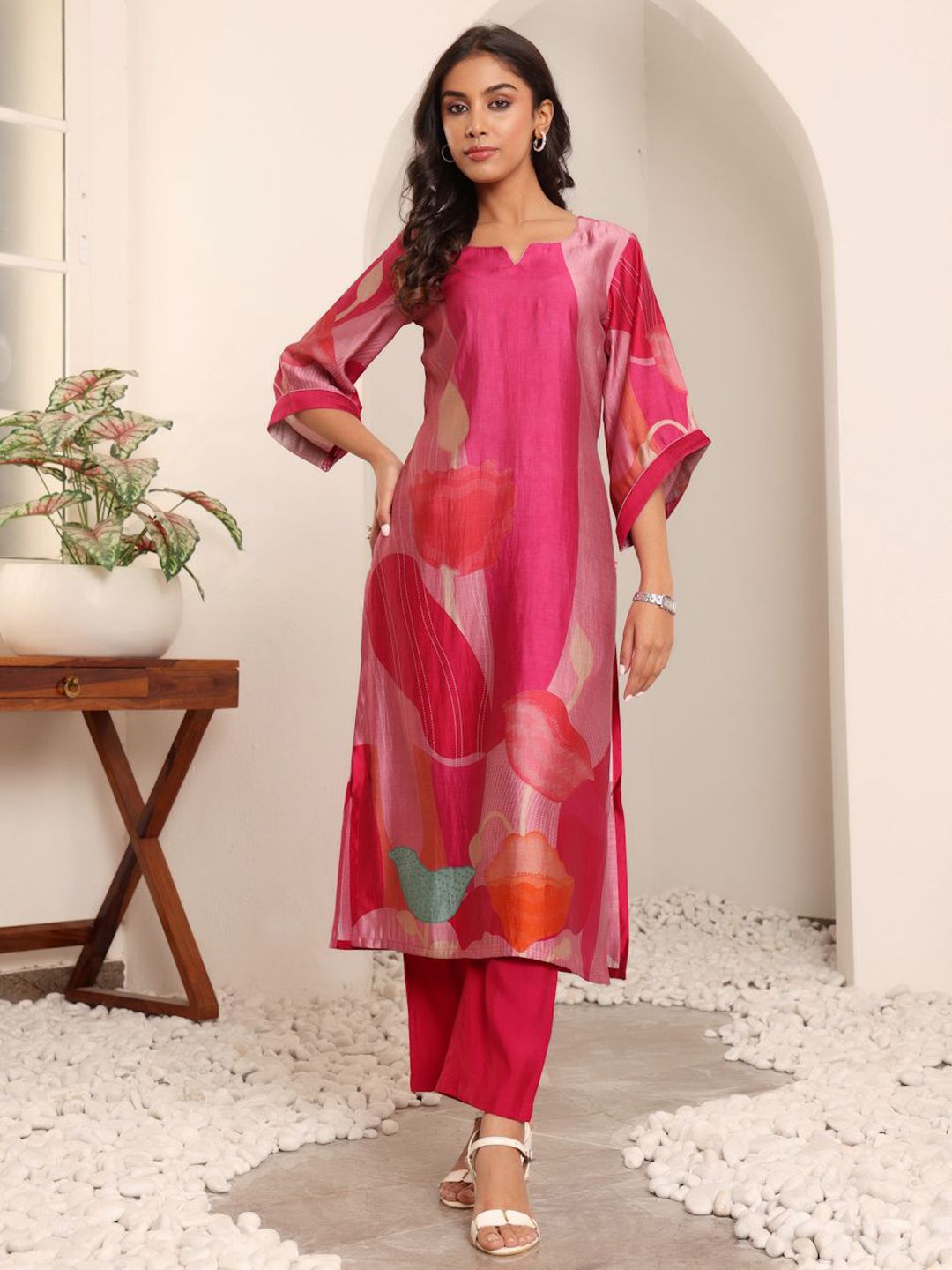 Fuchsia Abstract Printed Notch Neck Chanderi Silk Straight Kurta With Trousers