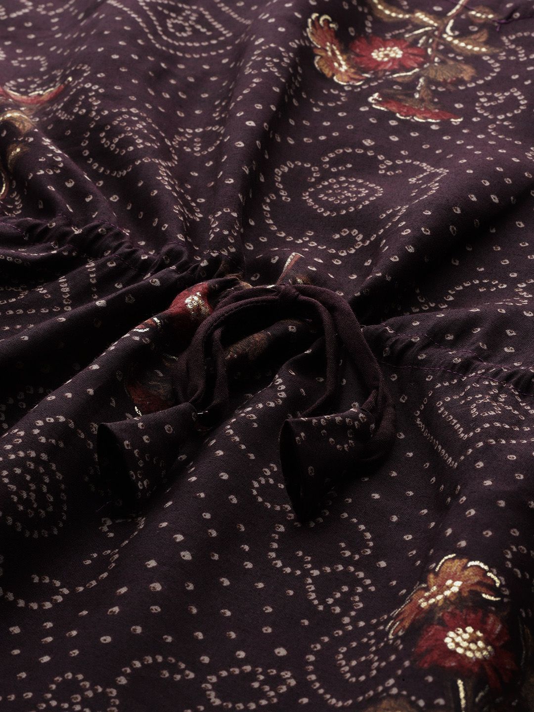 Dhiyona IE Women Bandhani Printed Flared Sleeves Gotta Patti Kaftan Kurta