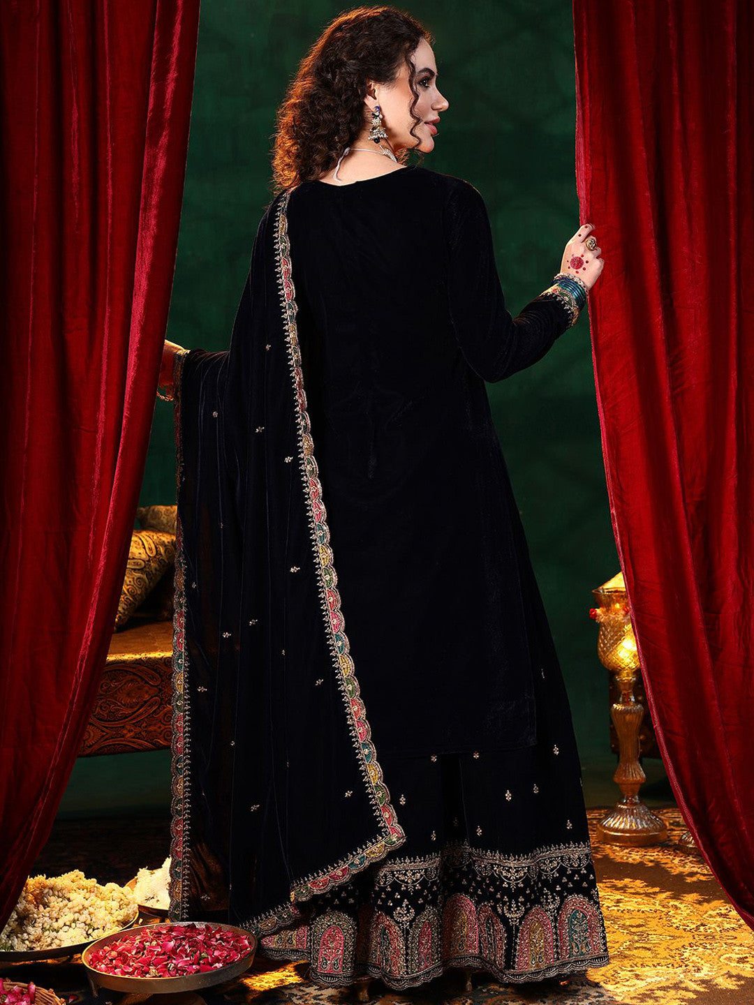 Paisley Embroidered Zari Straight Velvet Kurta With Skirt & Dupatta