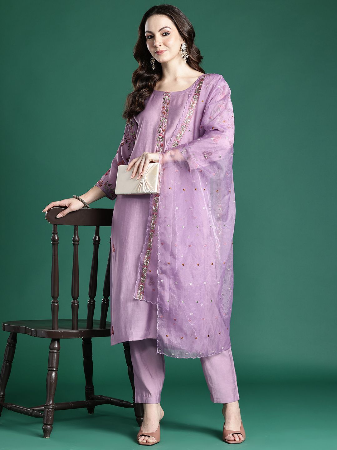 Dhiyona IE Floral Embroidered Kurta with Trousers & Dupatta