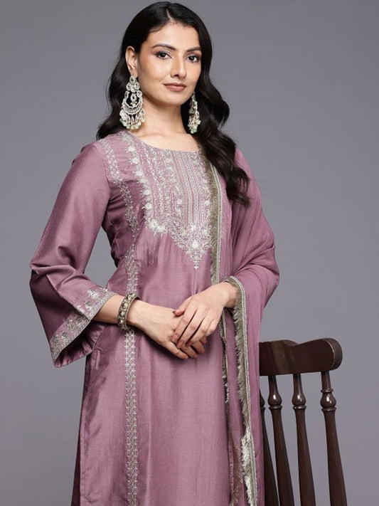 Dhiyona VA Women'sFloral Yoke Design Flared Sleeve Thread Work Straight Kurta With Trouser & Dupatta
