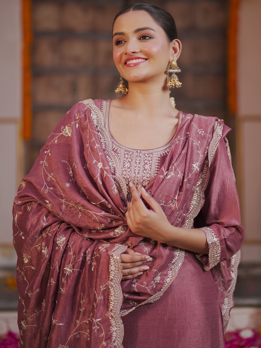 Dhiyona IE Ethnic Motifs Embroidered Kurta With Trousers & Dupatta