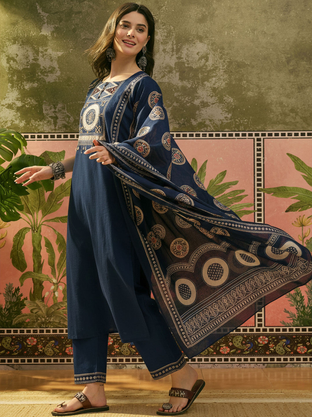 Printed Pure Cotton Round Neck Kurta & Trousers With Dupatta