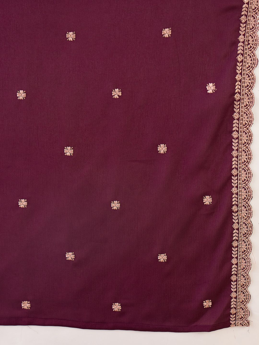 Dhiyona IE Floral Embroidered Sweetheart Neck Kurta With Sharara & Dupatta