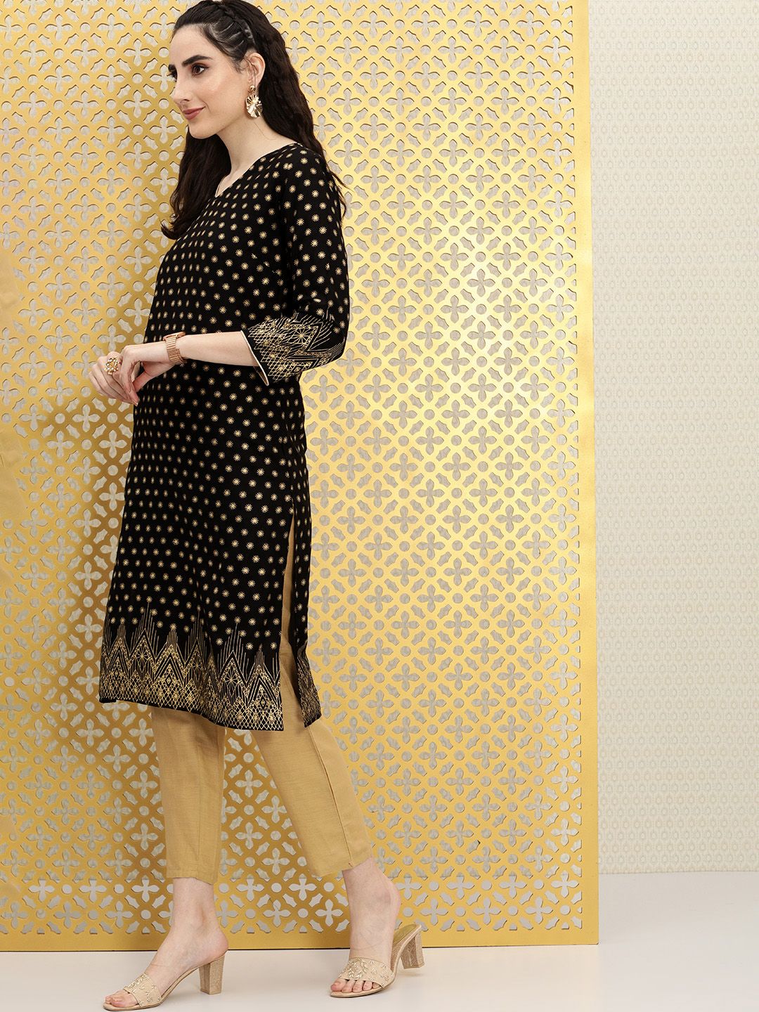 Dhiyona OD  Women Black Ethnic Motifs Printed V-Neck Straight Rozana Kurta