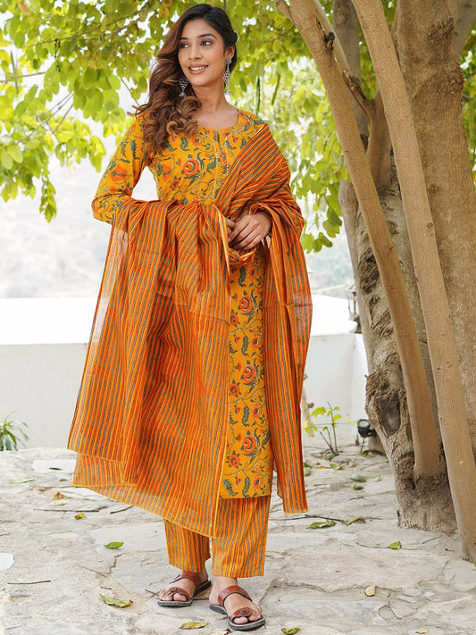 Dhiyona KL Floral Printed Gotta Patti Pure Cotton Kurta with Trousers & Dupatta