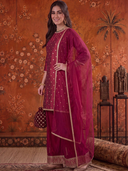 Embroidered Round Neck Kurta Sets