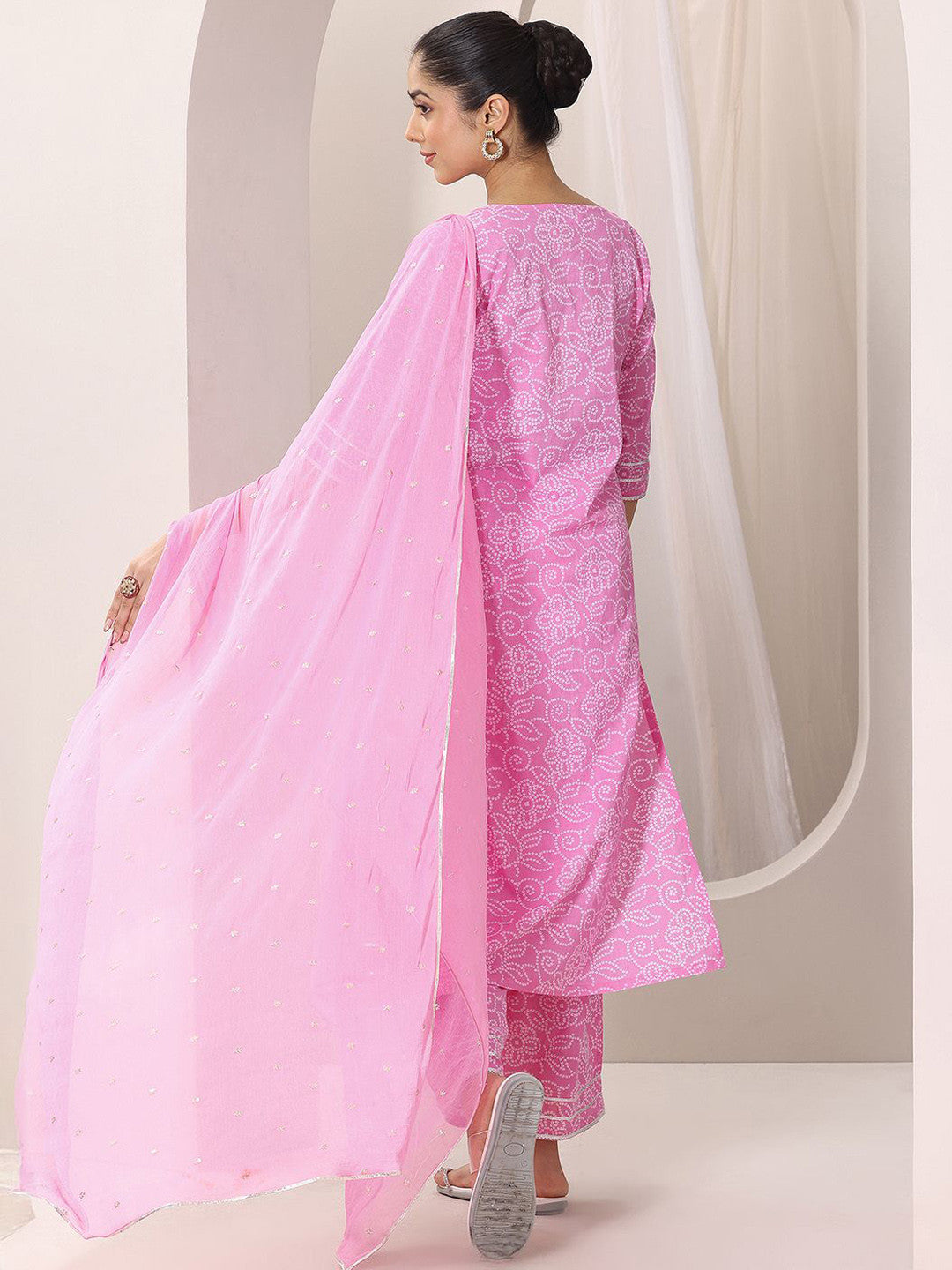 Bandhani Printed Thread Work Straight Kurta With Palazzos & Dupatta