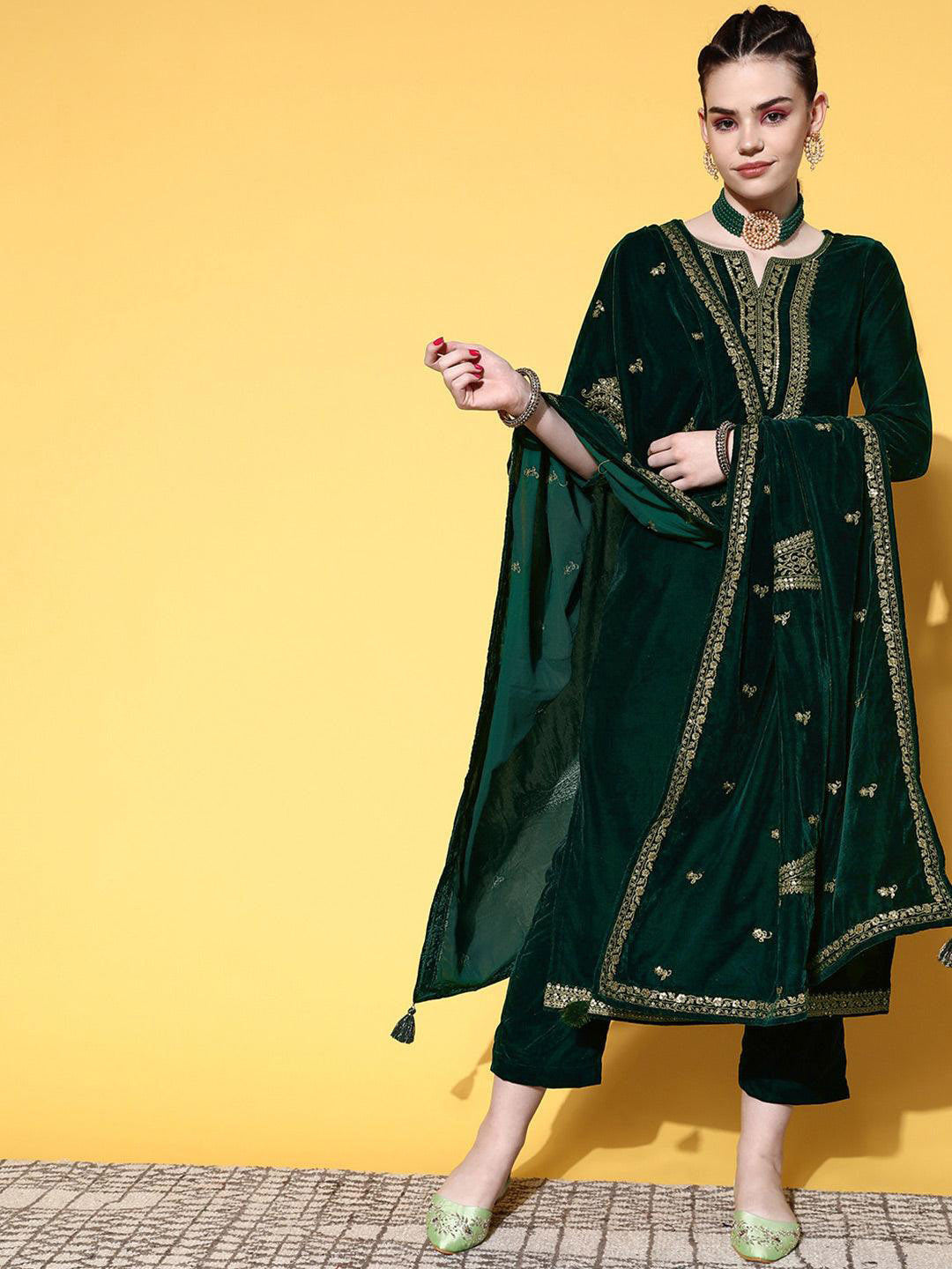 Green Floral Embroidered Velvet Kurta & Trousers With Dupatta