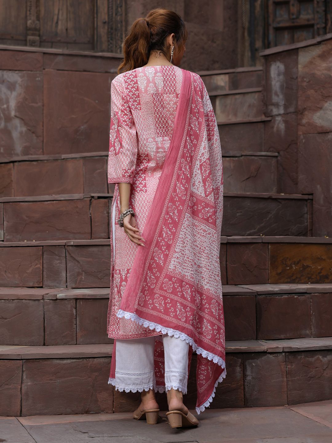 Dhiyona RR Women's Peach-Coloured Ethnic Motifs Printed Sequinned Pure Cotton Kurta with Trousers & With