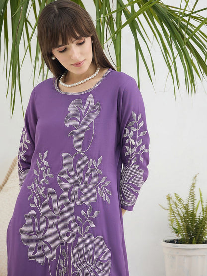 Women Floral Printed Regular Kurta with Trousers
