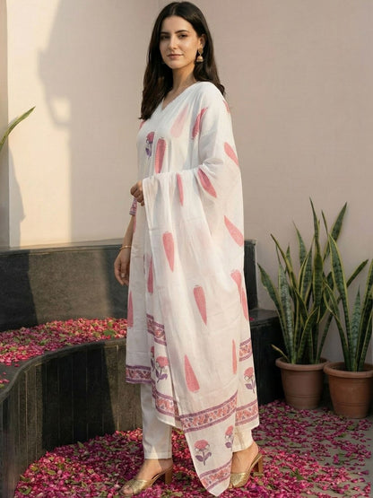 Women Ethnic Motifs Printed Regular Pure Cotton Kurta with Trousers & With Dupatta
