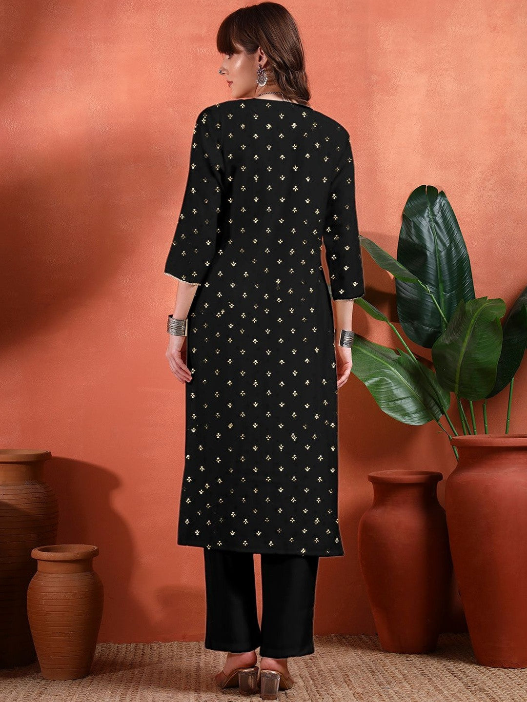 Women Ethnic Motifs Printed Regular Kurta with Trousers