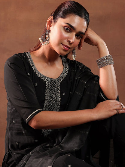 Ethnic Motifs Embroidered Thread Work Kurta With Trousers & Dupatta
