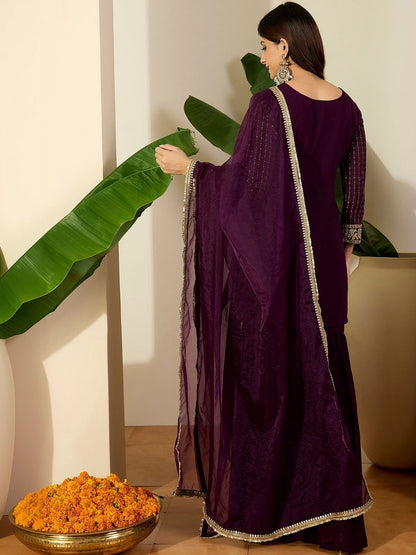 Dhiyona IN Women Ethnic Motifs Embroidered Regular Kurta with Sharara & With Dupatta