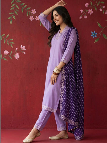 Women Ethnic Motifs Embroidered Regular Kurta with Trousers & With Dupatta