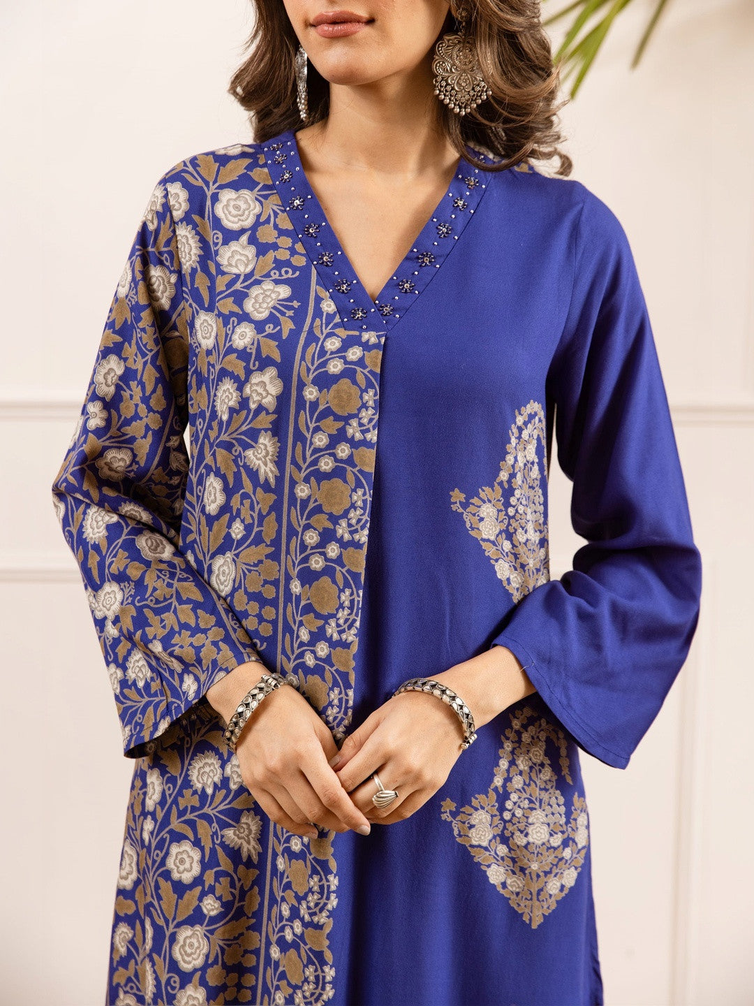 Printed Viscose Rayon V-Neck Kurta & Palazzos