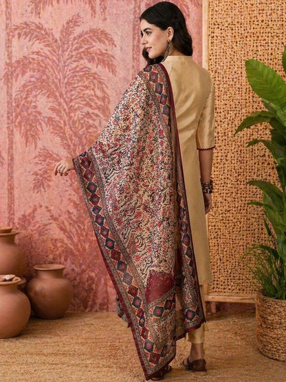 Women Beads Design Mandarin Neck Kurta Set With Tasseled Dupatta