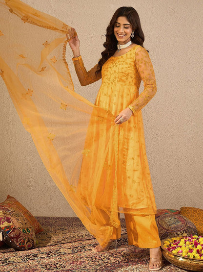 Dhiyona IN Women Floral Embroidered Regular Thread Work Kurta with Palazzos & Dupatta