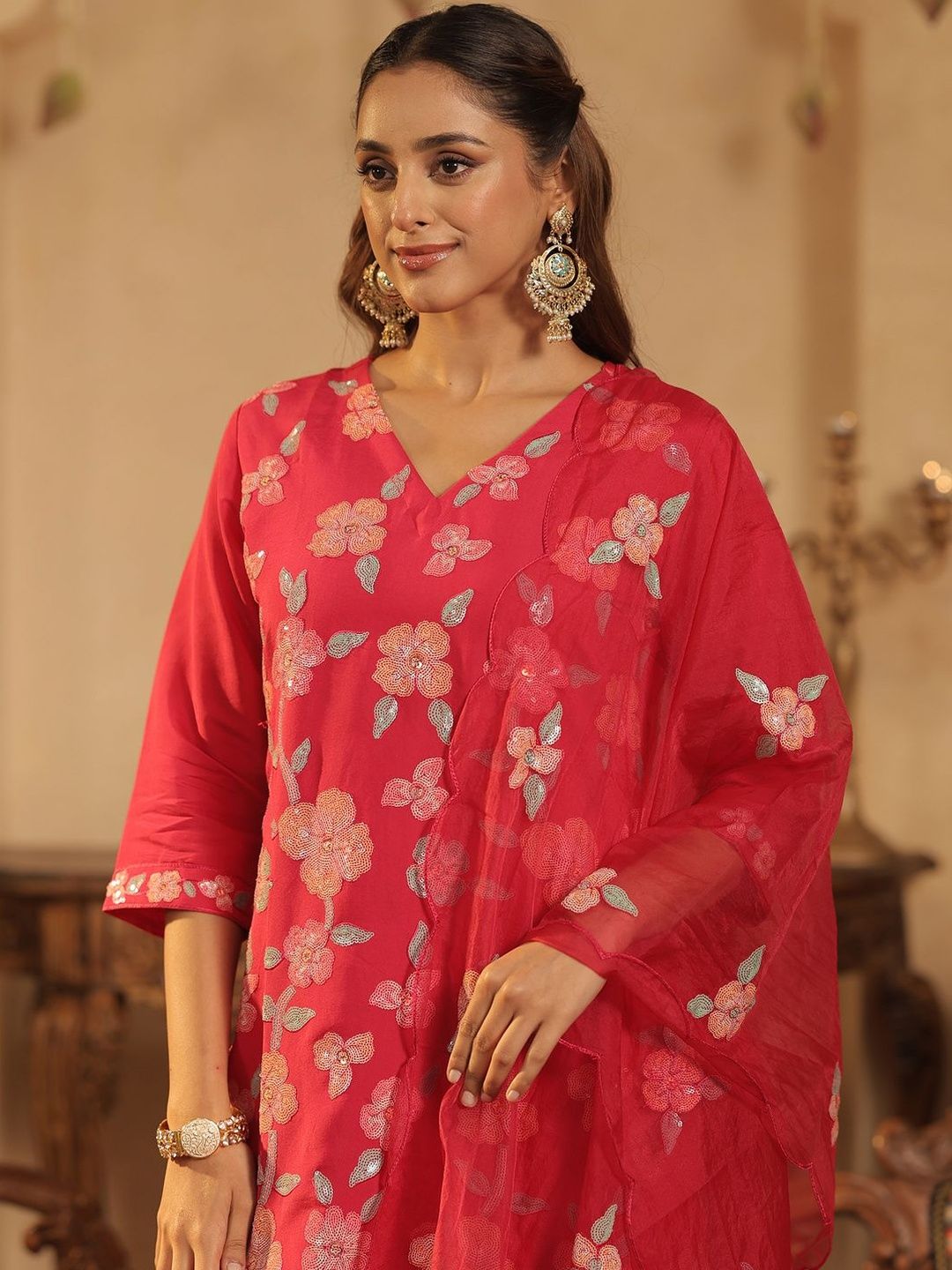 Dhiyona IE Women Floral Embroidered Regular Sequinned Straight Kurta with Trousers & Dupatta