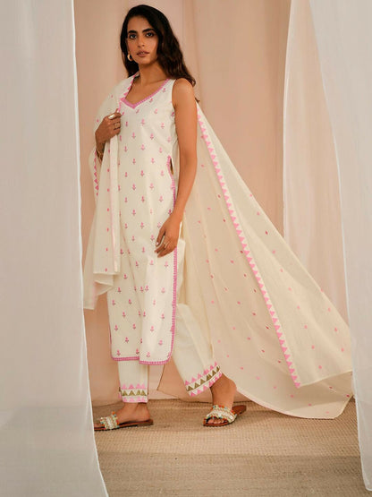 Women's LB Off White Embroidered Cotton Straight Suit With Dupatta