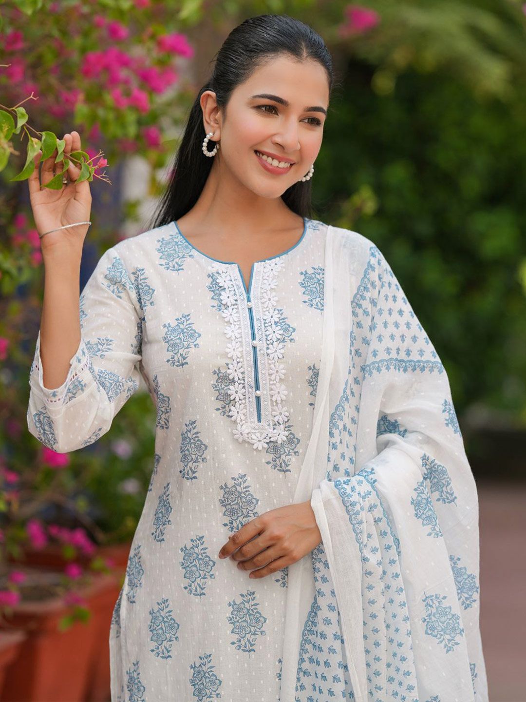 Dhiyona RR Women's Ethnic Motifs Printed Pure Cotton Kurta with Trousers & Dupatta