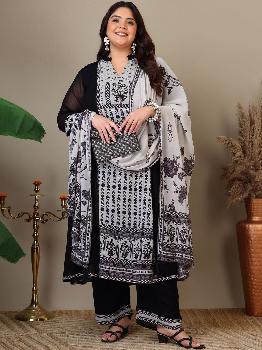 Dhiyona IN Women Plus Size Ethnic Motifs Printed Kurta with Palazzo & Dupatta