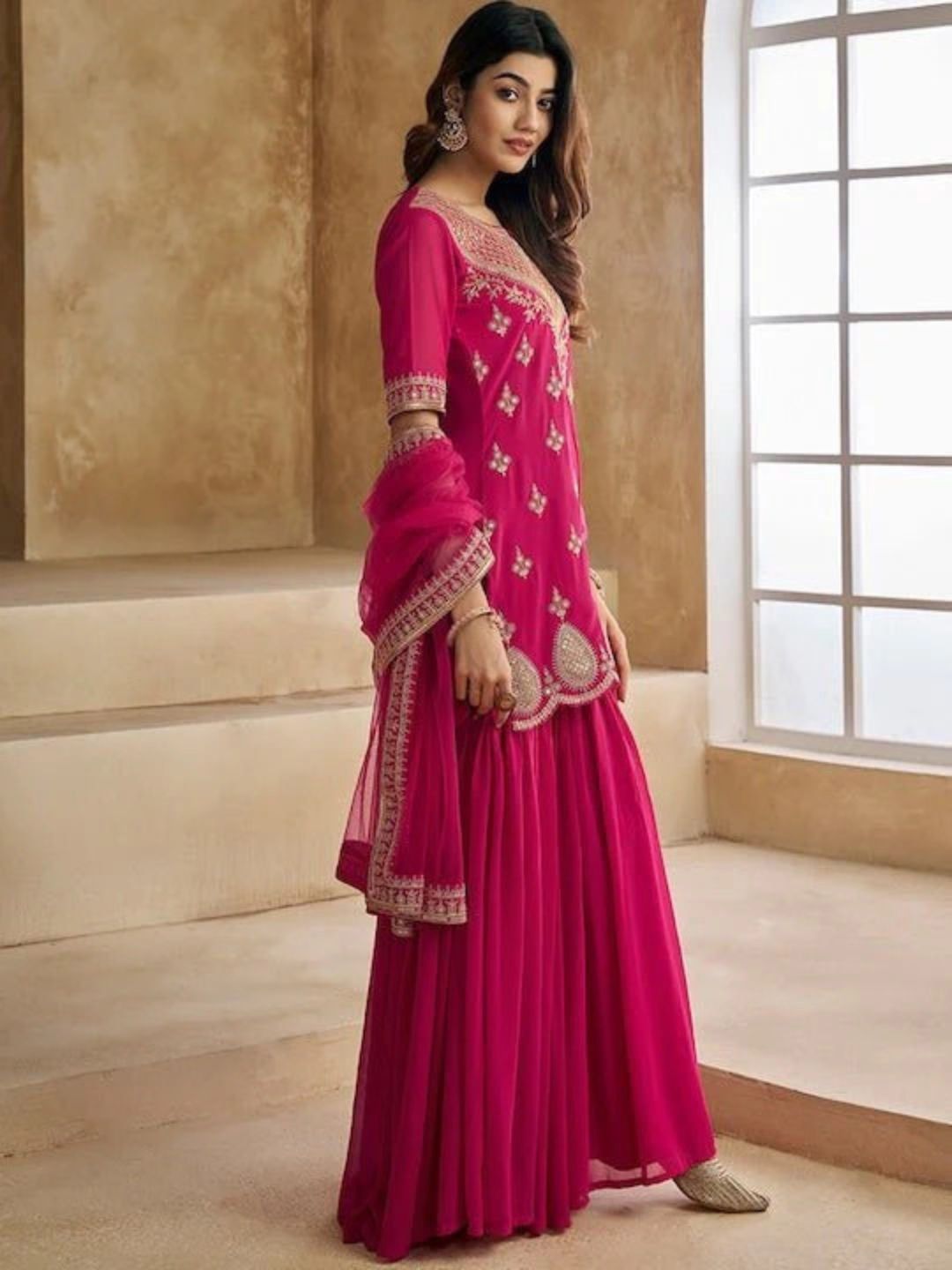 Dhiyona KL Women Ethnic Motifs Embroidered Regular Thread Work Kurti with Palazzos & Dupatta
