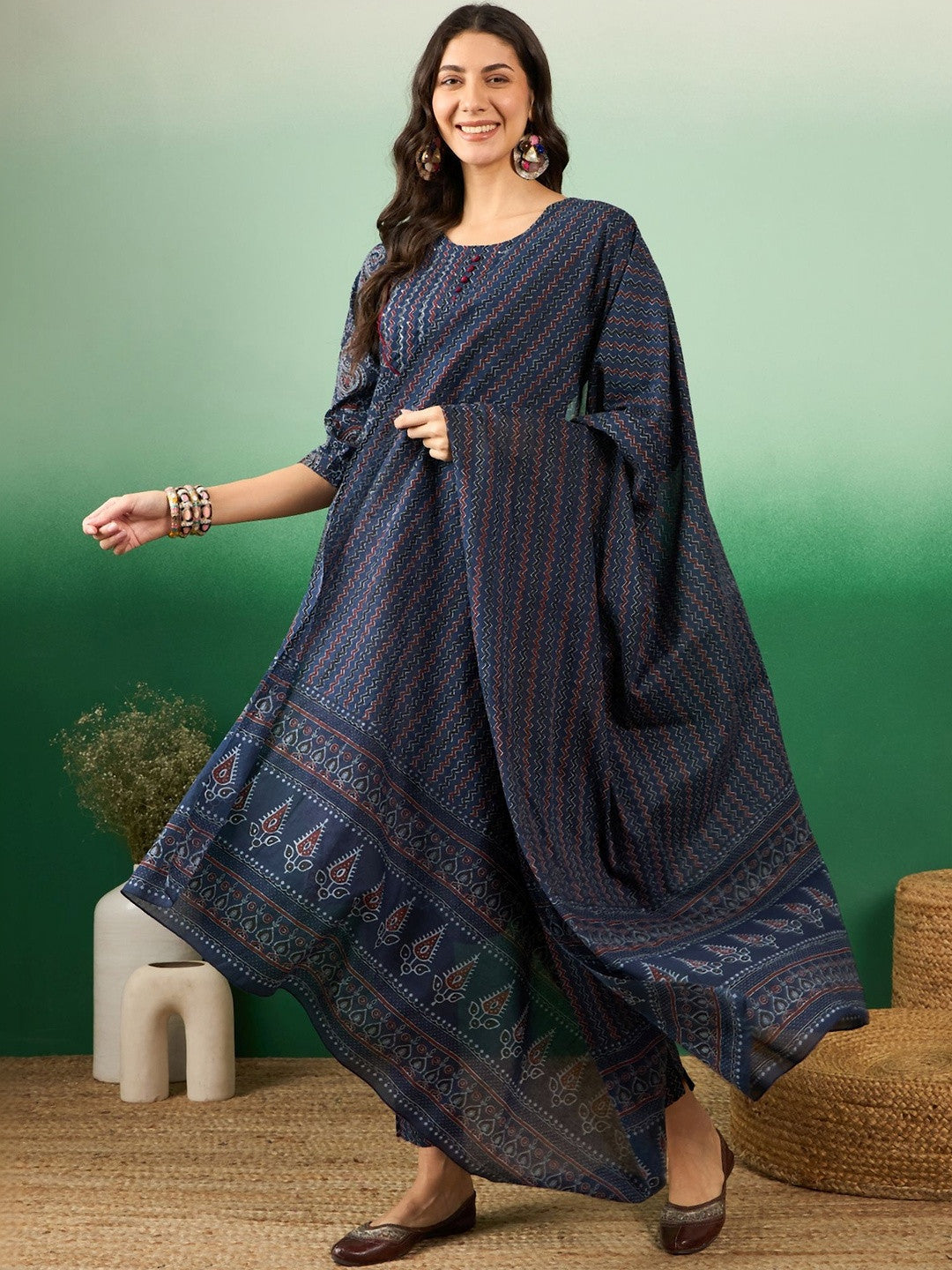 Printed Pure Cotton Round Neck Kurta & Trousers Kurta Set