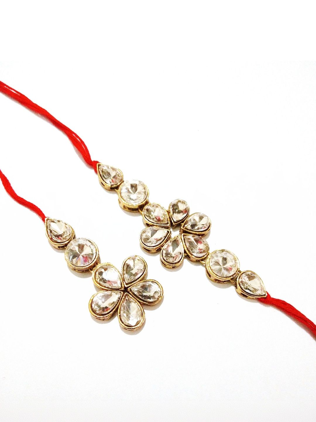 Dhiyona Rakhi