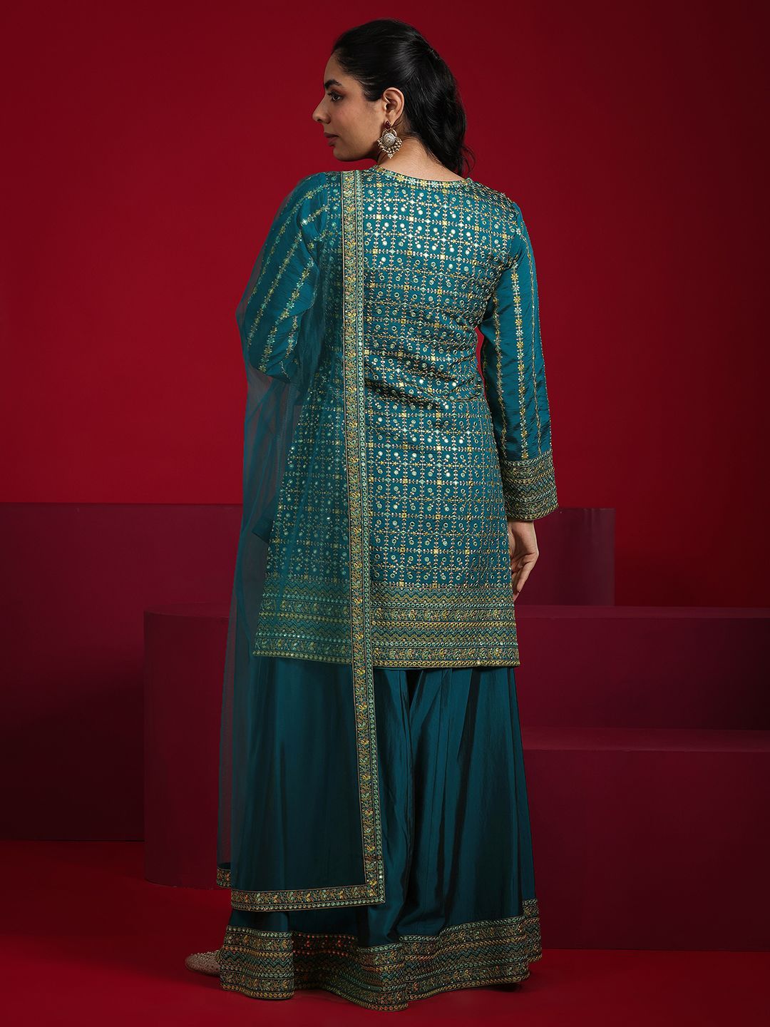 Dhiyona LL Ethnic Motifs Embroidered Mirror Work Straight Kurti with Palazzos & Dupatta