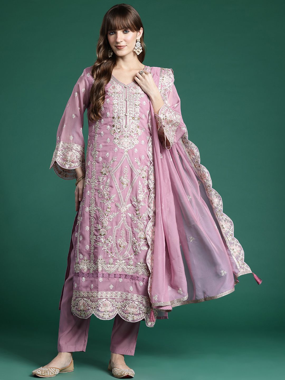 Dhiyona IE Ethnic Motifs Embroidered Sequinned Kurta With Trousers & Dupatta