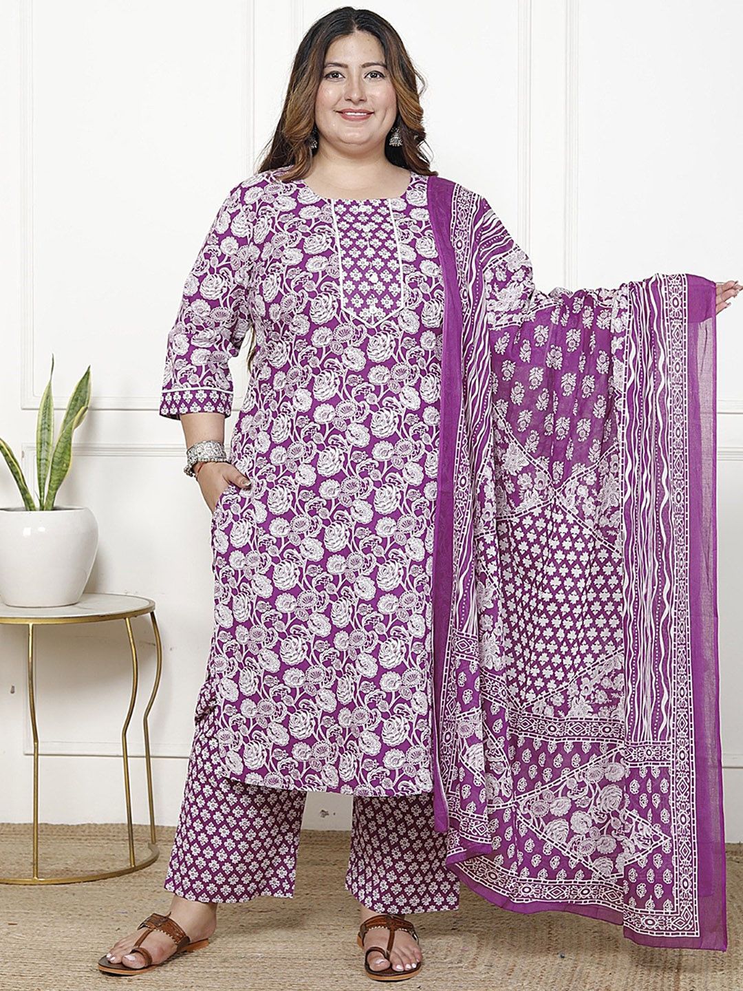 Dhiyona KL Floral Printed Pure Cotton Straight Kurta With Trouser And Dupatta