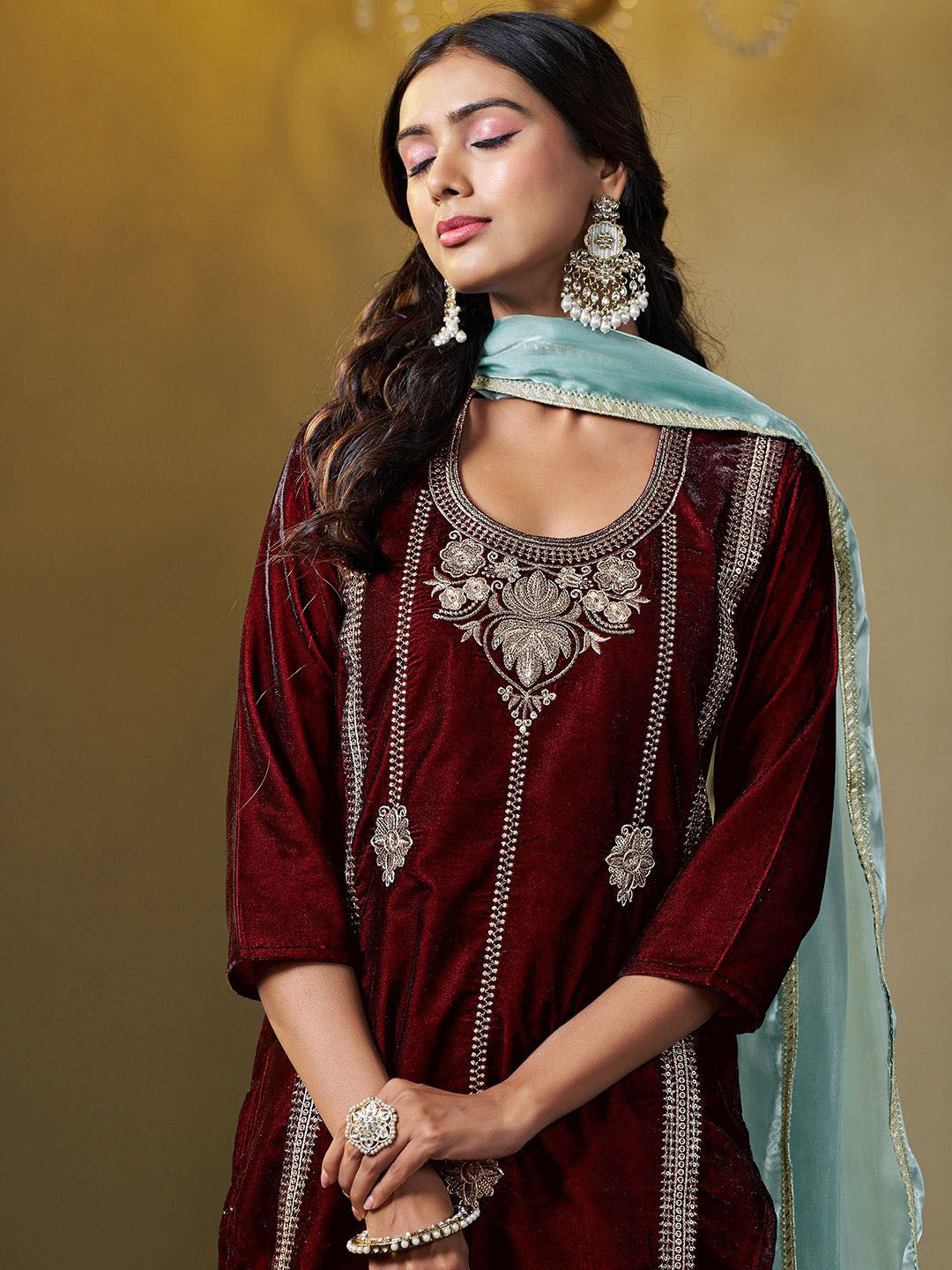 Dhiyona SN Embroidered Kurta & Trouser With Dupatta