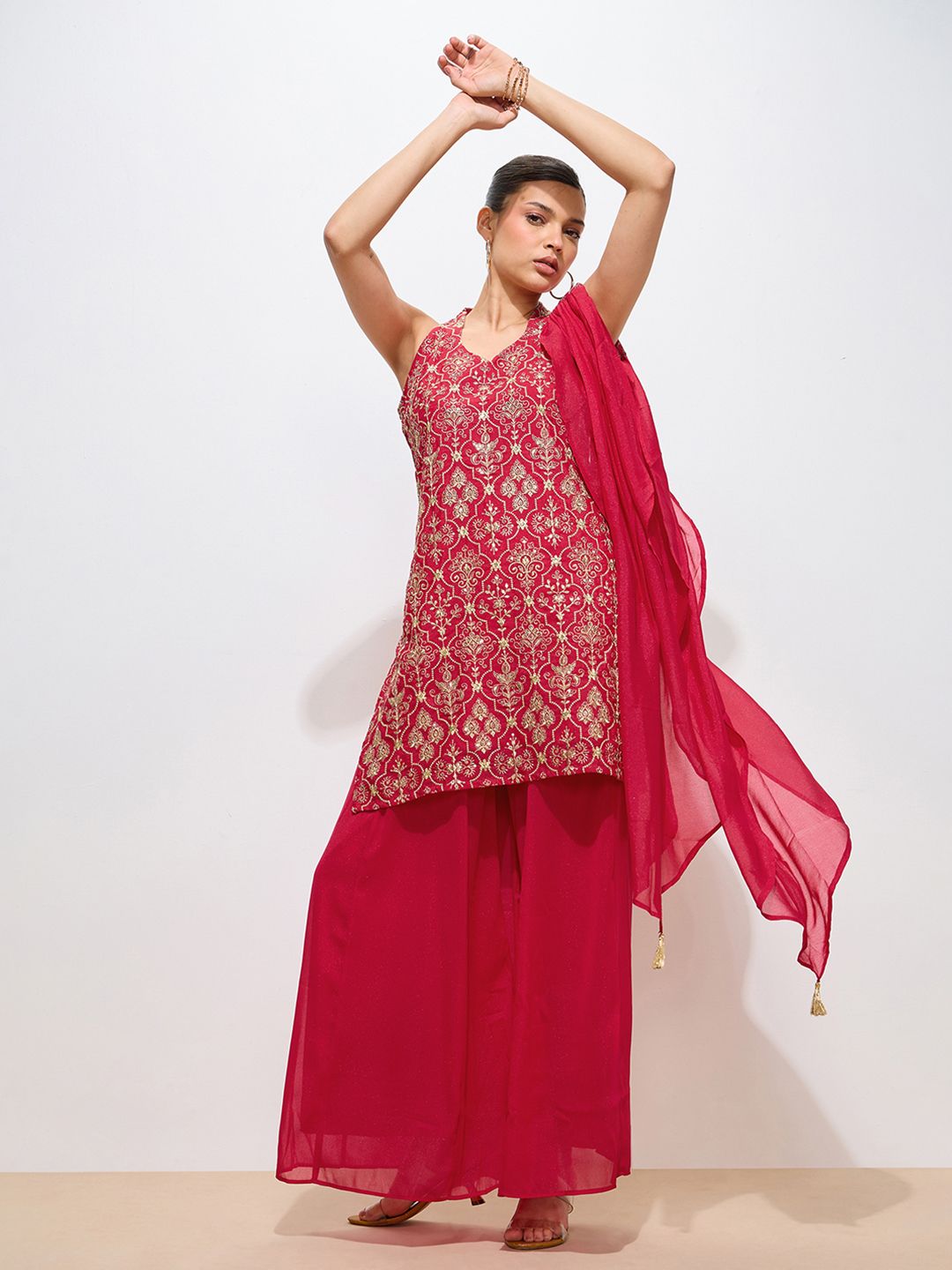 Dhiyona KL Women Ethnic Motifs Embroidered Kurti with Sharara & With Dupatta