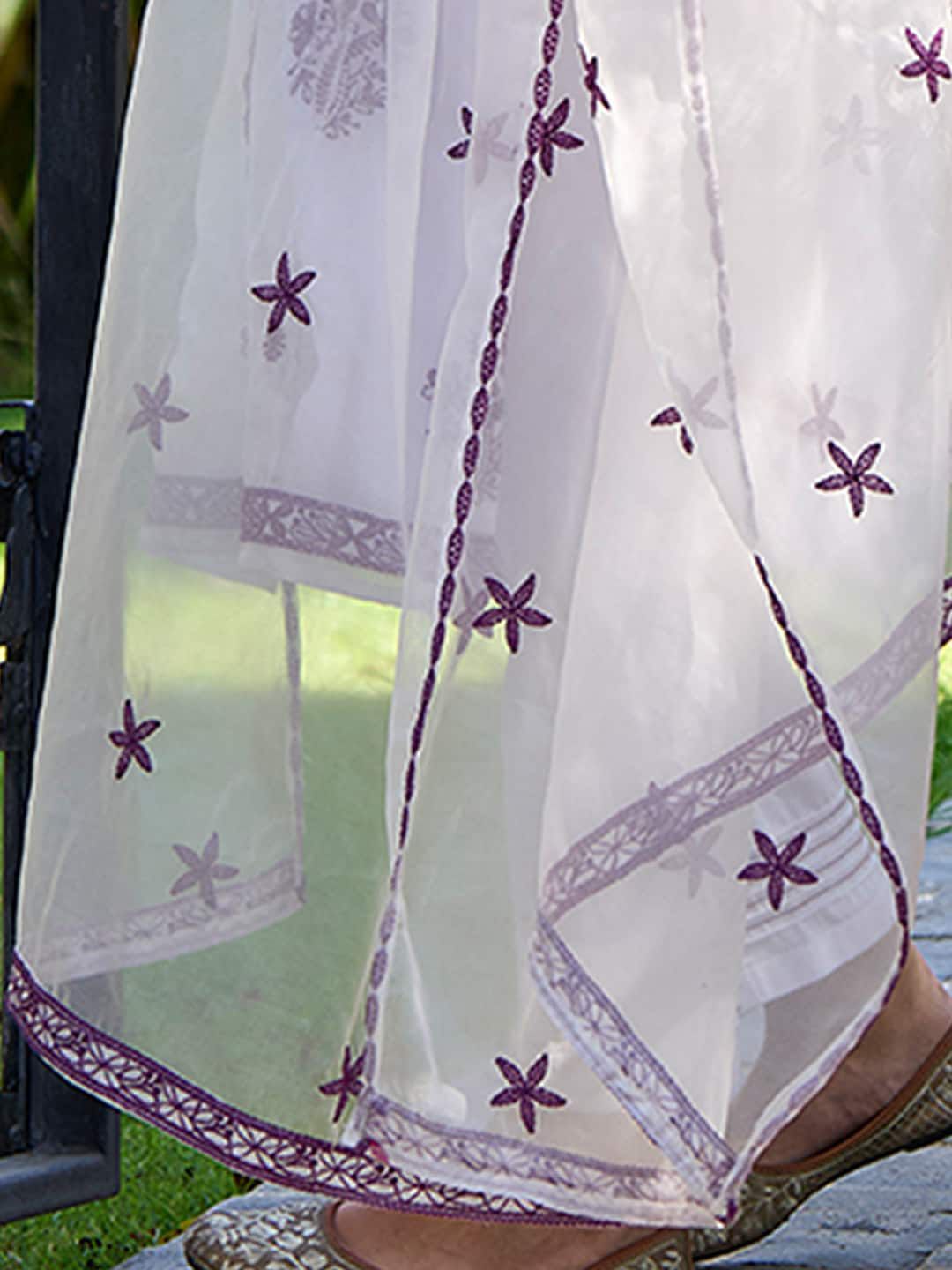 White Ethnic Motifs Embroidered Organza Straight Kurta & Trouser With Dupatta