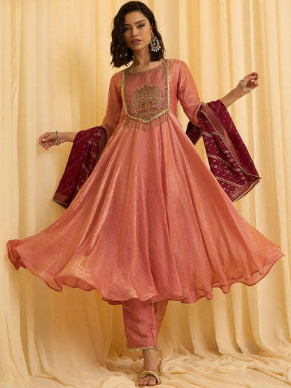 Dhiyona CH Embroidered Kurta Set With Jacquard Dupatta