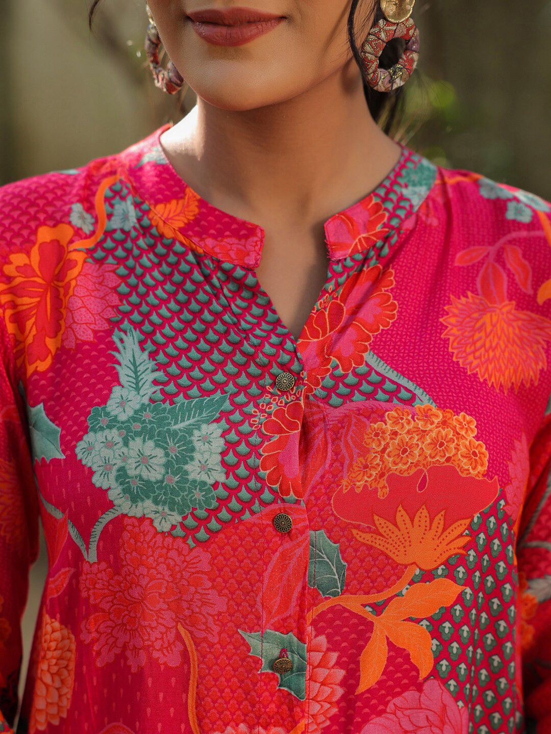 Dhiyona RR Women's Floral Printed Mandarin Collar A-Line Kurta With Trouser