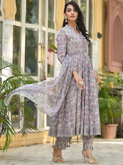 Dhiyona KL Floral Printed Pleated Pure Cotton Anarkali Kurta With Trousers & Dupatta