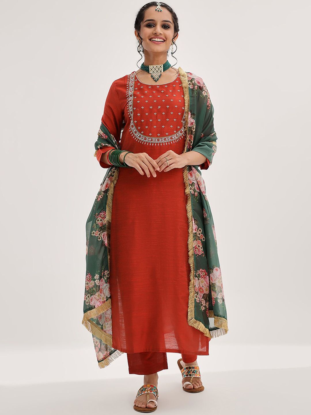 Maroon Yoke Design Ethnic Motifs Straight Kurta & Trousers With Dupatta