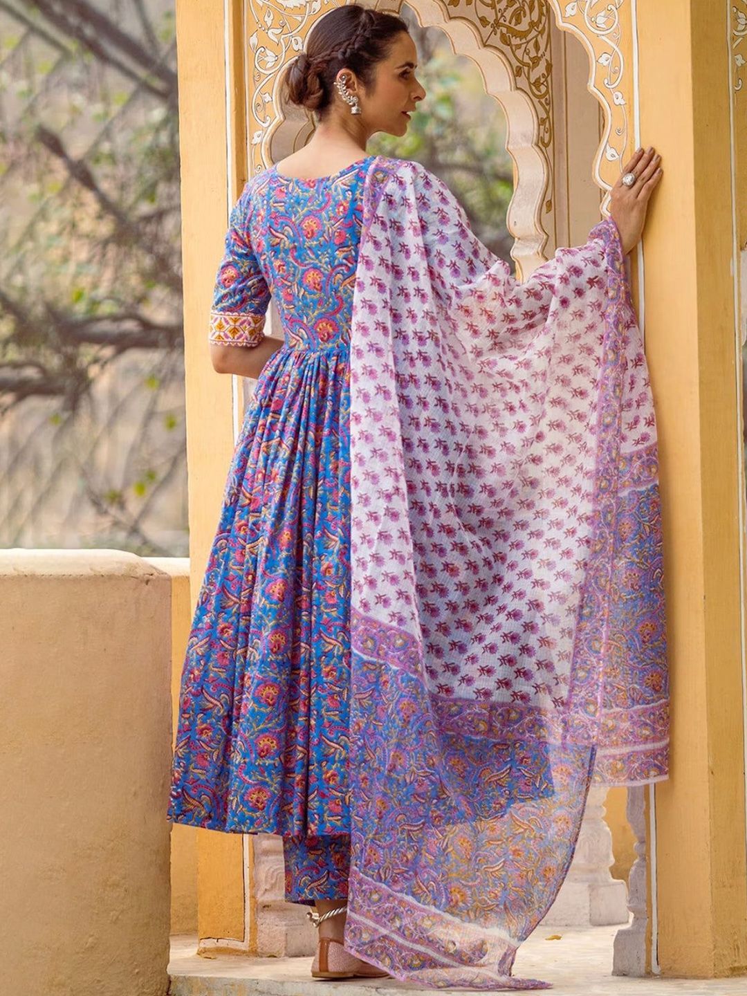 Dhiyona KL Round Neck Floral Printed Pleated Anarkali Kurta with Trouser & Dupatta